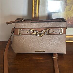 Adrienne Vittadini Chain
Crossbody Bag
